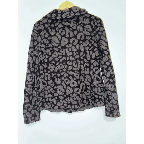 Classiques Entier Leopard Silk Cashmere Wool Sweater Cardigan Jacket SZ SMALL - Picture 8 of 9